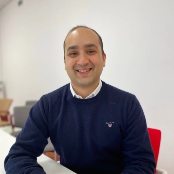 Dr Yuvraj Pattni