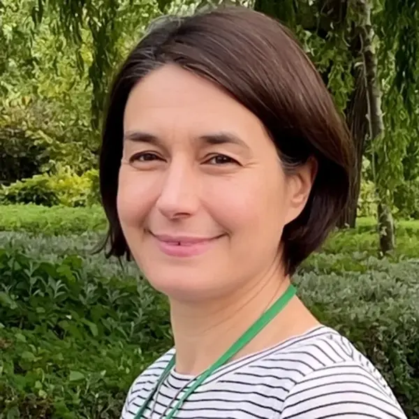 Dr Charlotte Hamlyn